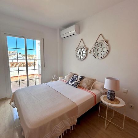Apartamentos Pacifico Nerja Exterior foto